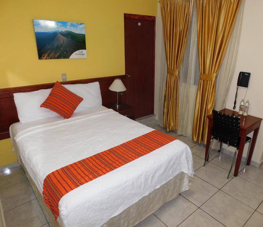 Hotel San Jose Hostal Сан-Сальвадор Экстерьер фото