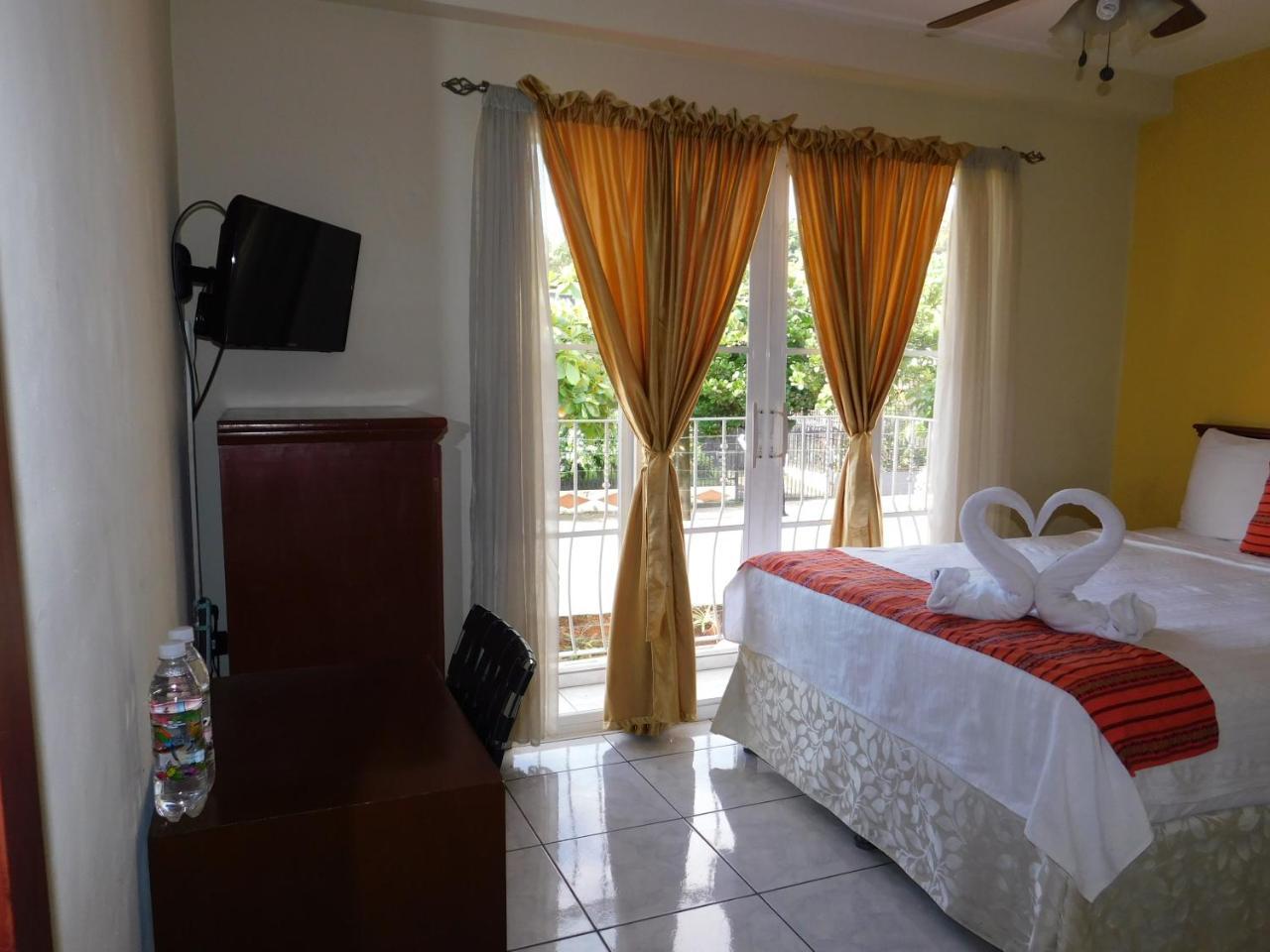 Hotel San Jose Hostal Сан-Сальвадор Экстерьер фото