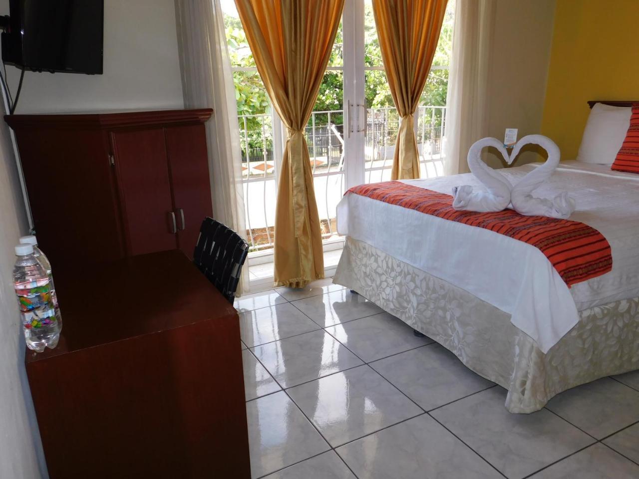 Hotel San Jose Hostal Сан-Сальвадор Экстерьер фото